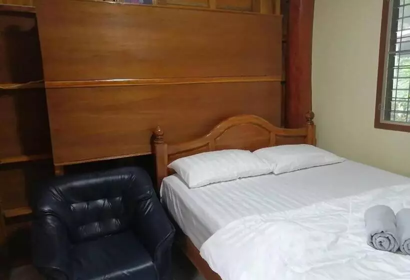 Majatalo Baanpak Chomdoi