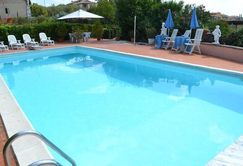 Appartamento Con Piscina E Tennis