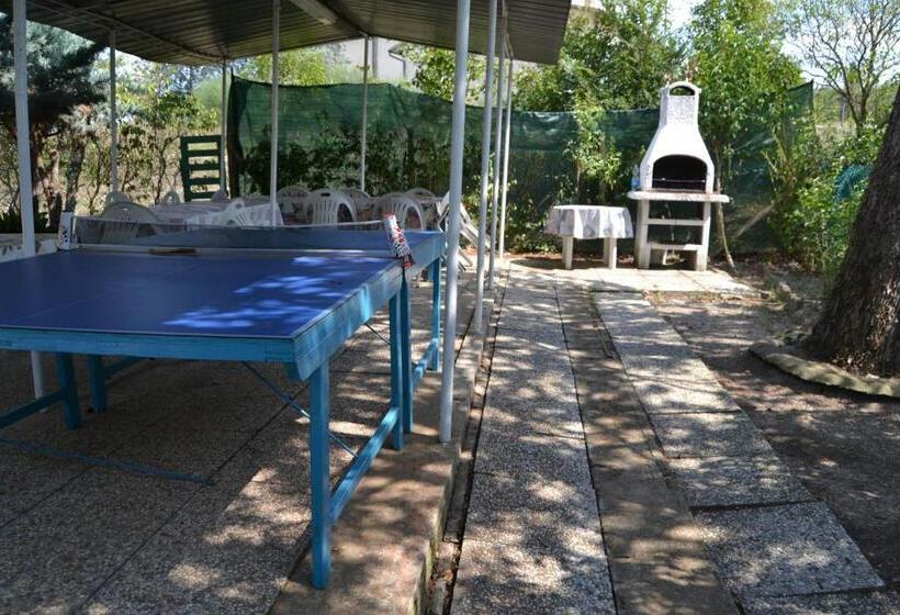 Appartamento Con Piscina E Tennis