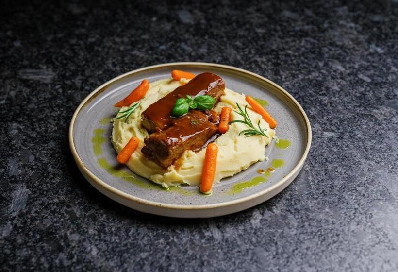 هتل Lukov Dom Kope