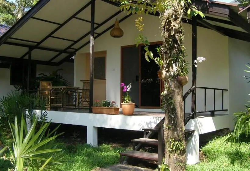 ペンション Lucky Gecko Garden