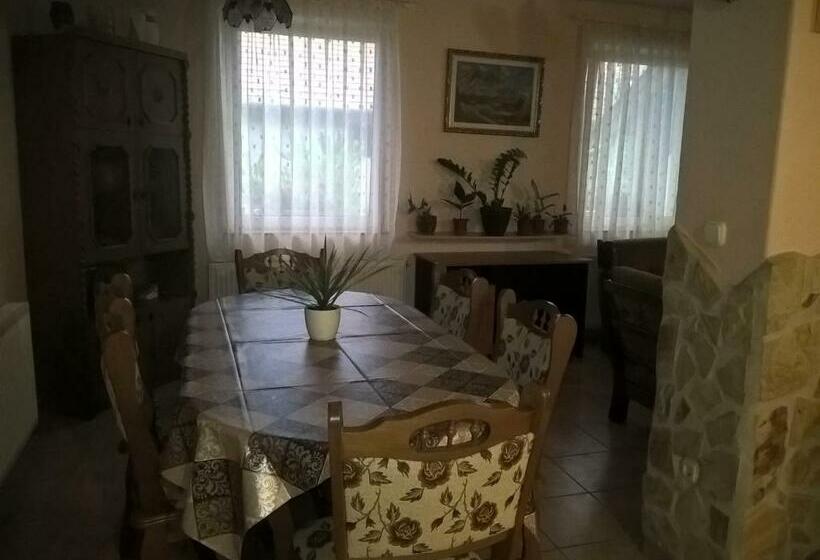 Majatalo Fejérvári Vendégház