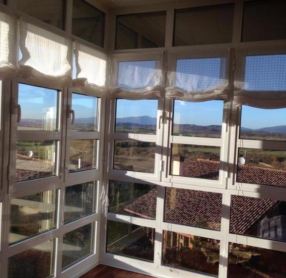 بنسيون Villa Argomaniz