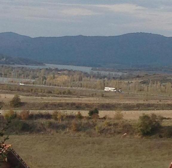 بنسيون Villa Argomaniz