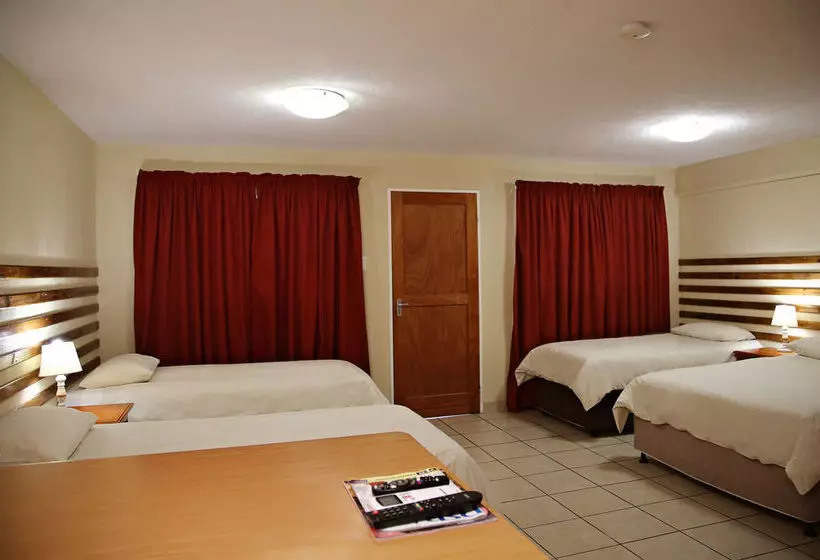 35 Kelkiewyn Bed & Breakfast