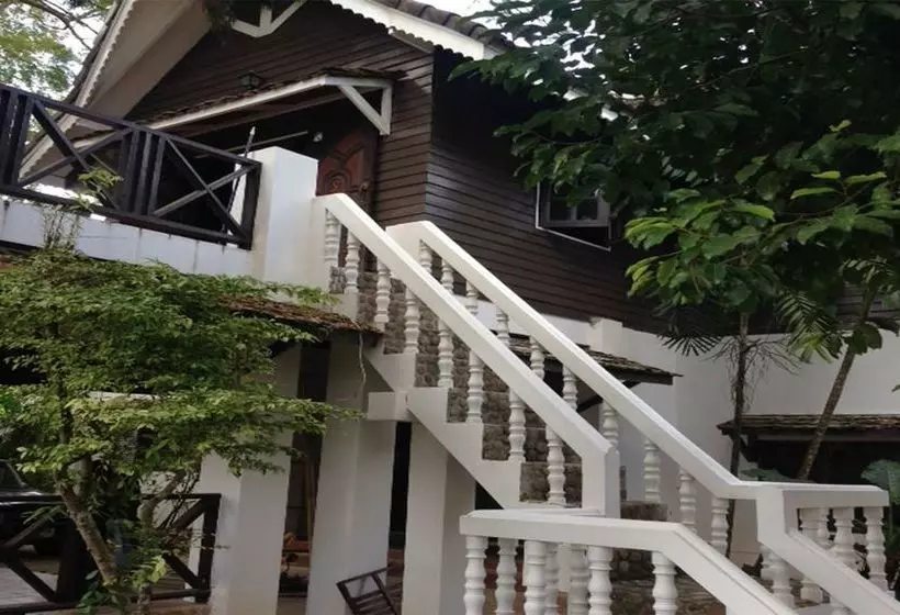 هتل A  Homey