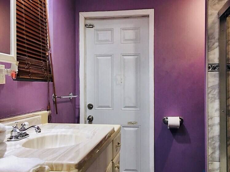 住宿加早餐  The Justice Towers