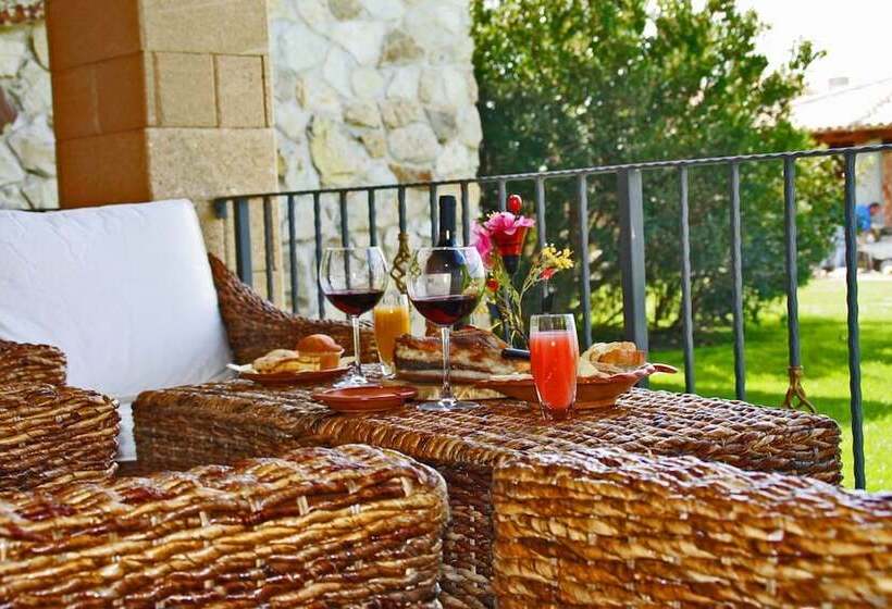 Hotelli Casale Poggio Nebbia