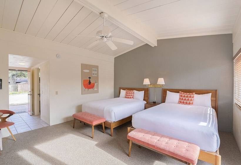 בית מלון כפרי Contenta Inn