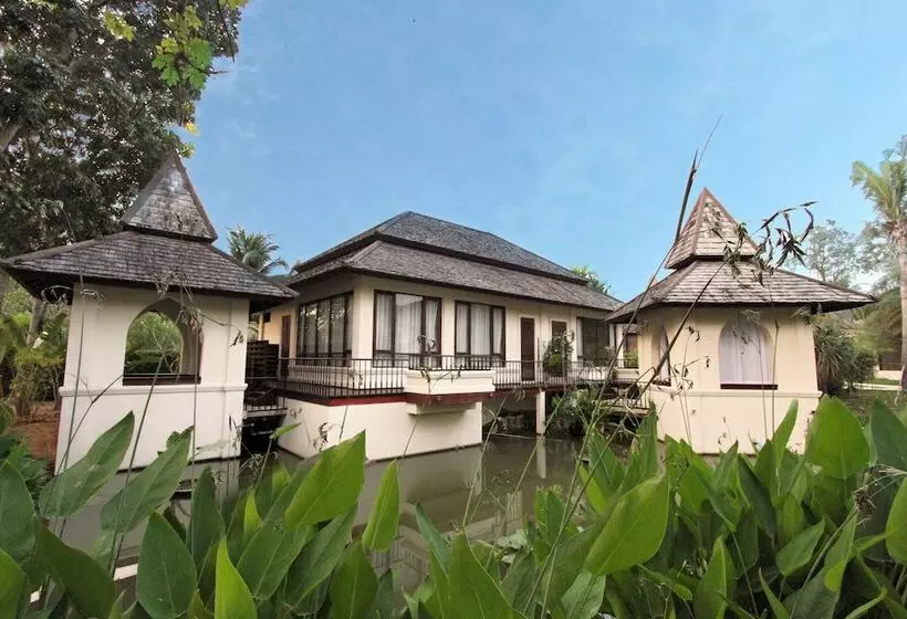 هتل Fanli Resort Chiang Mai