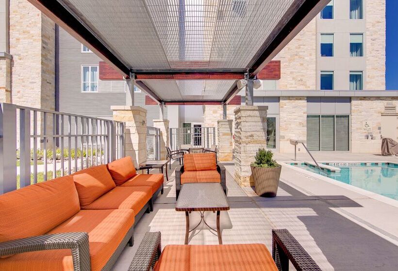 Отель Hampton Inn & Suites North Houston Spring