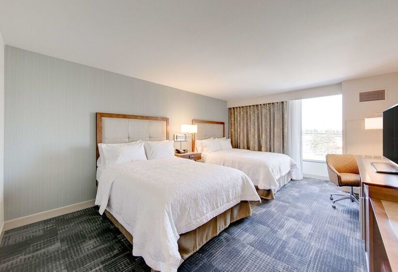Отель Hampton Inn & Suites North Houston Spring