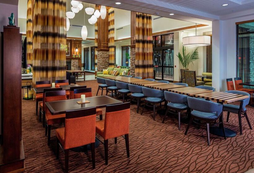 Отель Hilton Garden Inn Uniontown