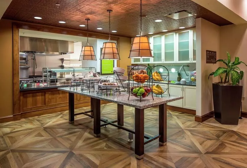 ホテル Hilton Garden Inn Uniontown