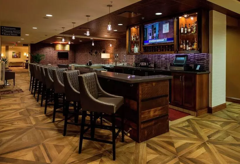ホテル Hilton Garden Inn Uniontown