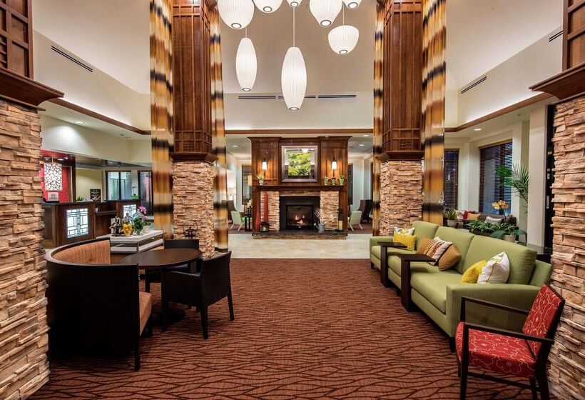 Отель Hilton Garden Inn Uniontown