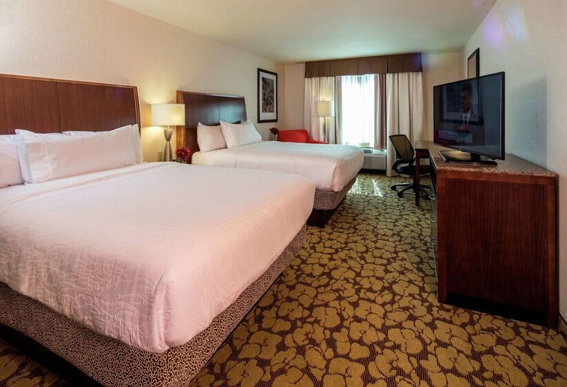 Отель Hilton Garden Inn Uniontown