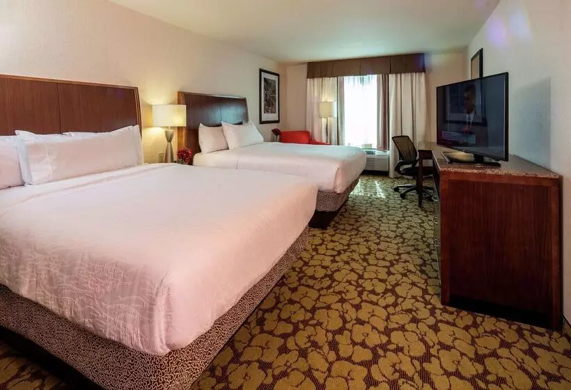 ホテル Hilton Garden Inn Uniontown