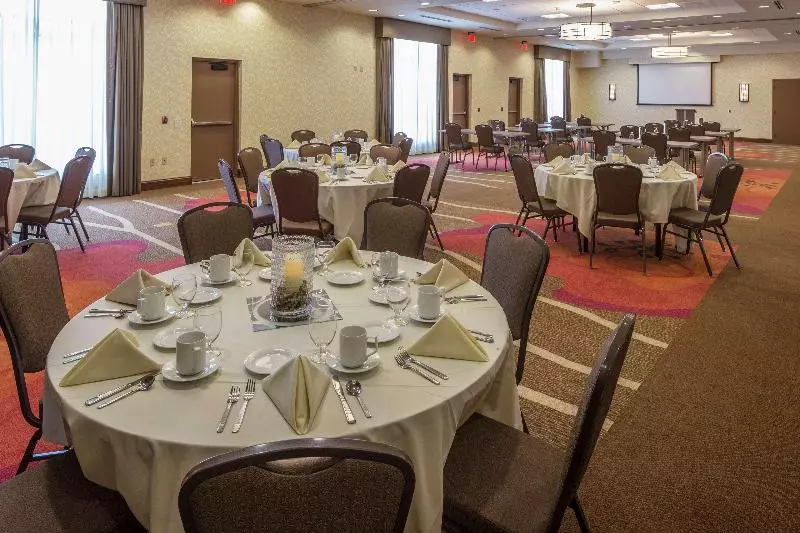 ホテル Hilton Garden Inn Uniontown