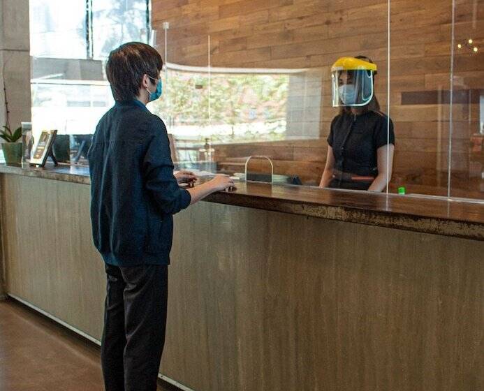 The B Hotel Quezon City