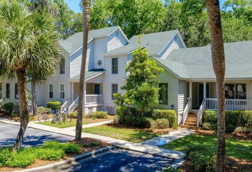 هتل The Cottages By Spinnaker Resorts