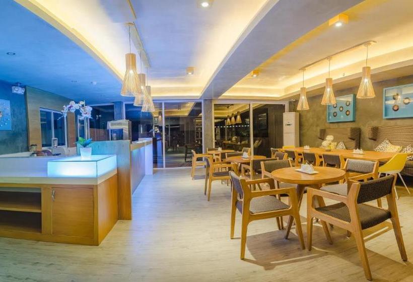 هتل Twin Tides Panglao