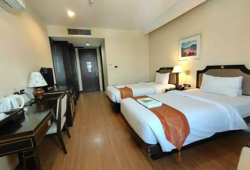 هتل Wangchan Riverview
