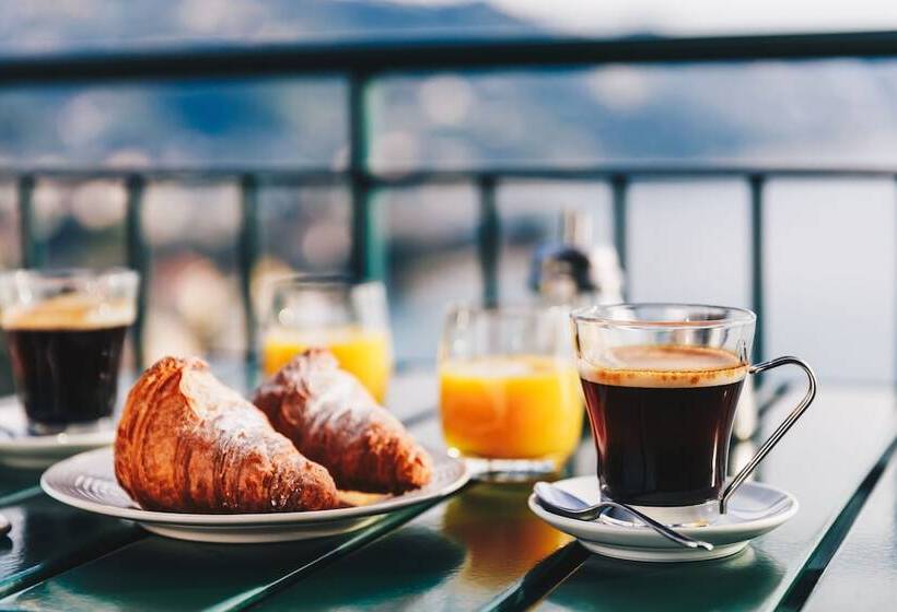 هتل Zlatni Rat Beach Resort