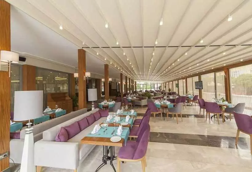 Lamec Hotel Business