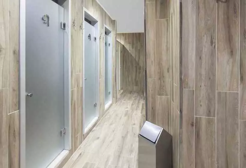 Lamec Hotel Business