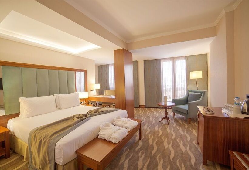 Lamec Hotel Business