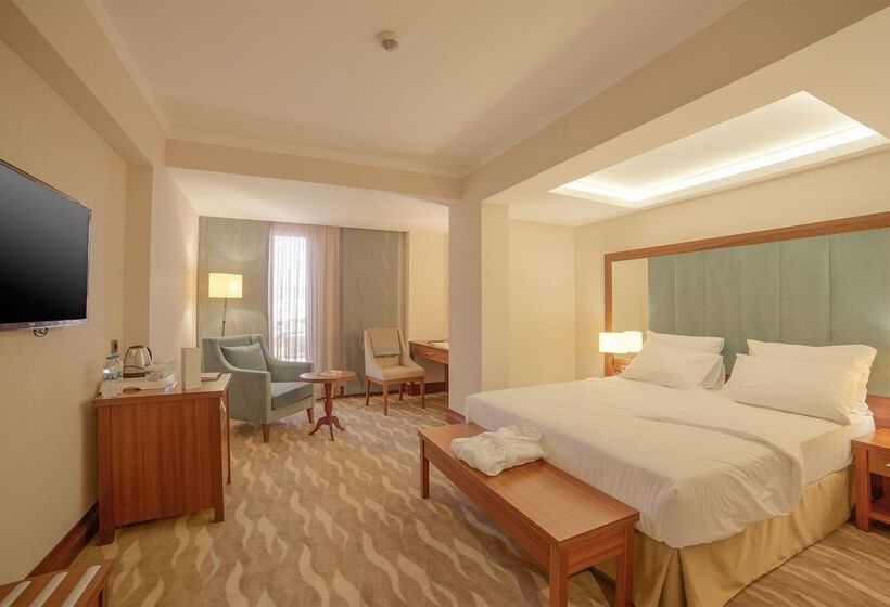 Lamec Hotel Business