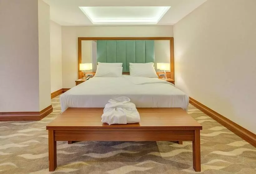 Lamec Hotel Business