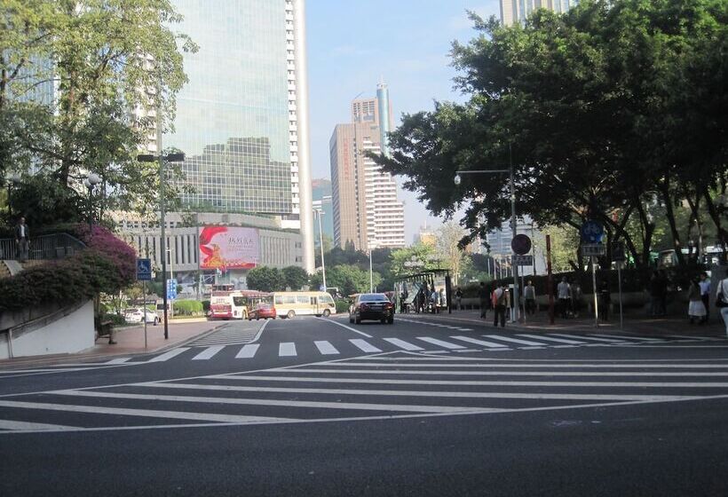 Nomo Service Apartment The Legend