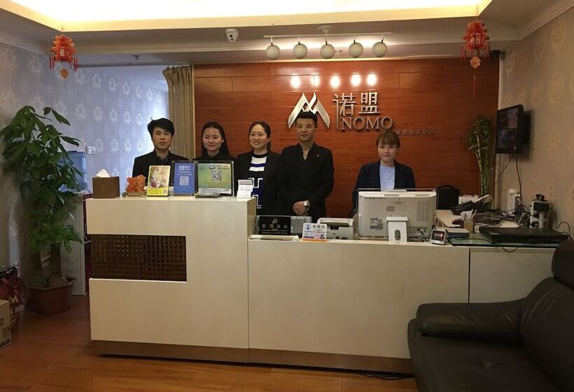 Nomo Service Apartment The Legend