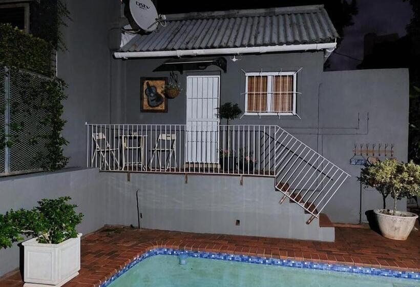 Tamarisk Bed & Breakfast