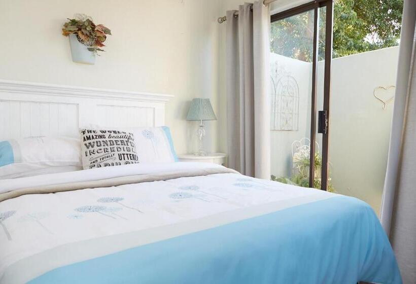 Tamarisk Bed & Breakfast