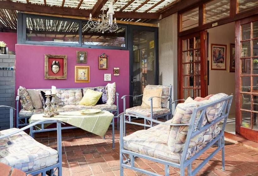 Tamarisk Bed & Breakfast