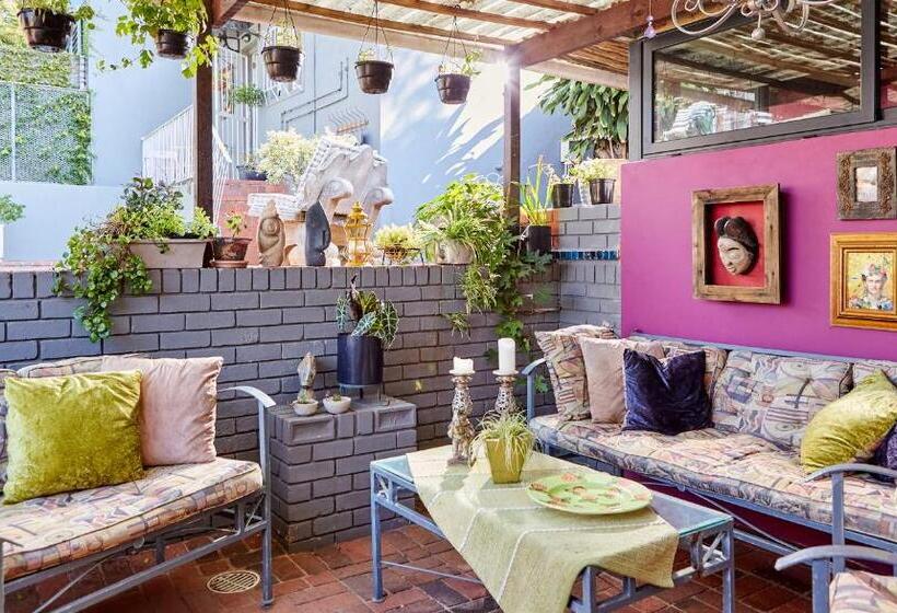 Tamarisk Bed & Breakfast