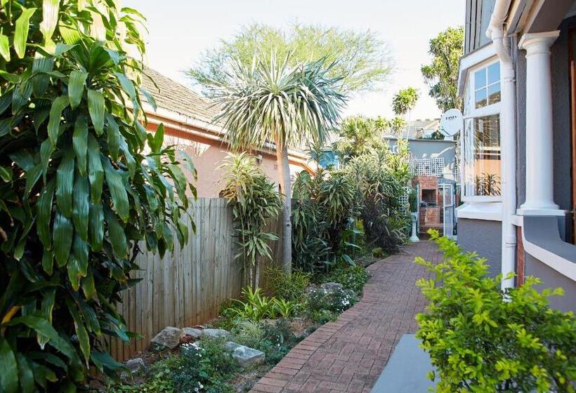 Tamarisk Bed & Breakfast