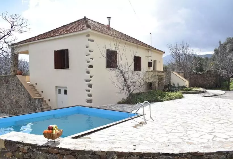 Villa Vlatos
