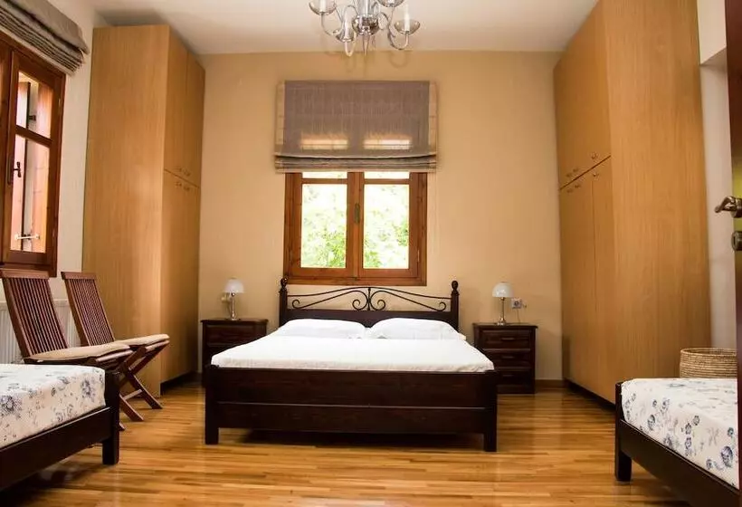 Villa Vlatos