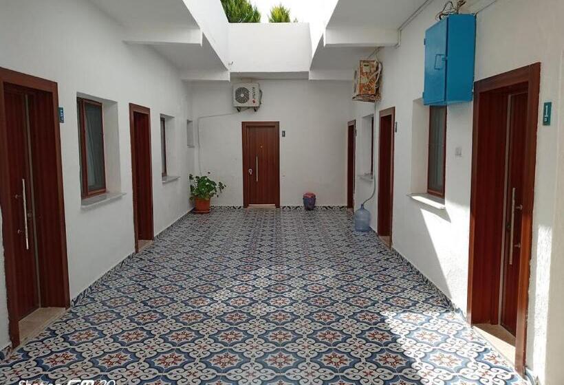 Bed and Breakfast Kalipso Motel