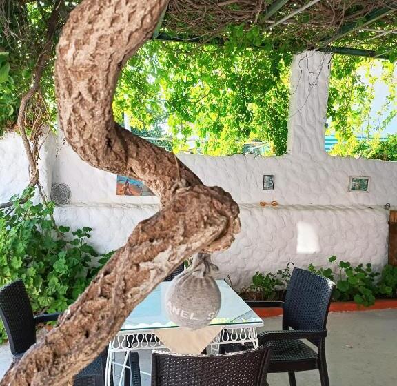 Bed and Breakfast Kalipso Motel