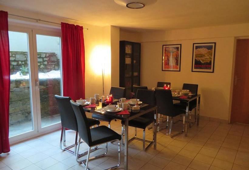 Haus Erika Bad Gastein B & B