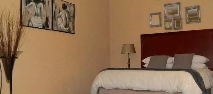 Aamiaismajoitus (B&B) Oak Rest Guesthouse