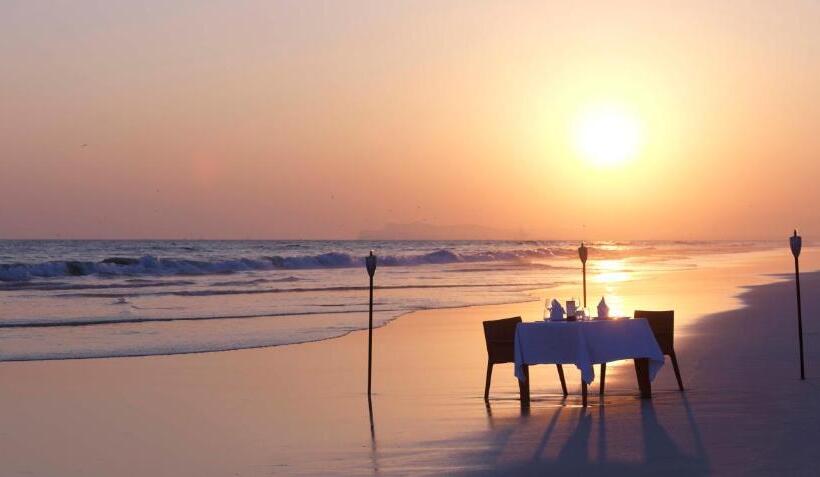 هتل Al Baleed Resort Salalah By Anantara