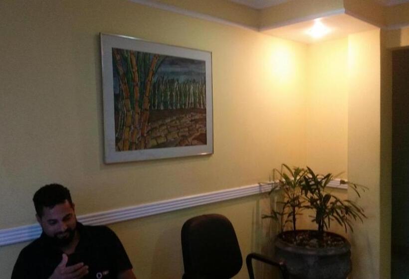 Szálloda Colina Park