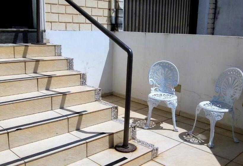 Szálloda Colina Park