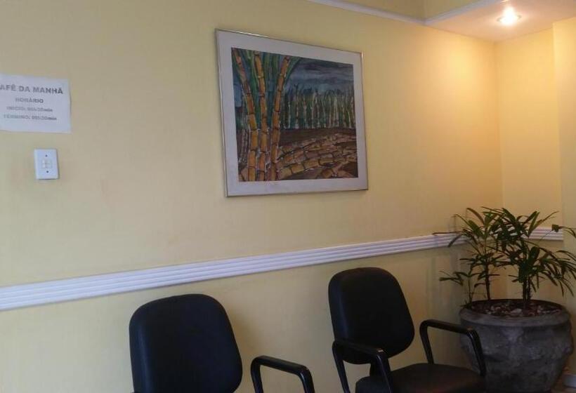 Szálloda Colina Park